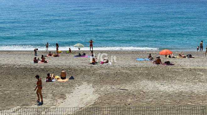 Pineto E Silvi Spiagge Libere Riapertura Il 12 Giugno Ekuonews It